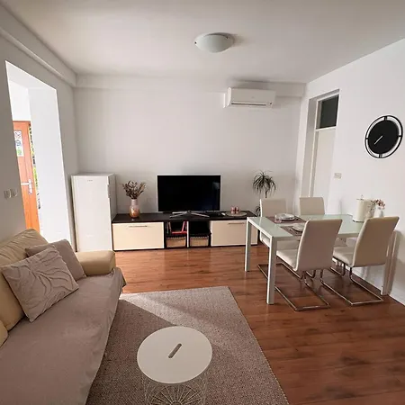 Studio Marina Apartment *